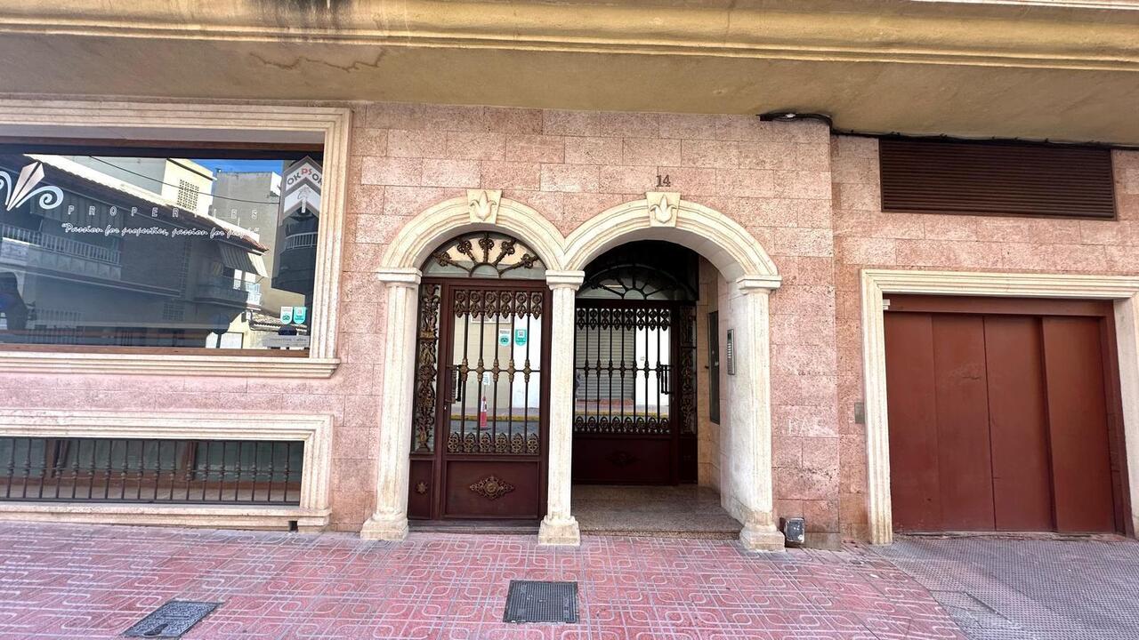 4 Bedroom Apartment for Sale in Torrevieja