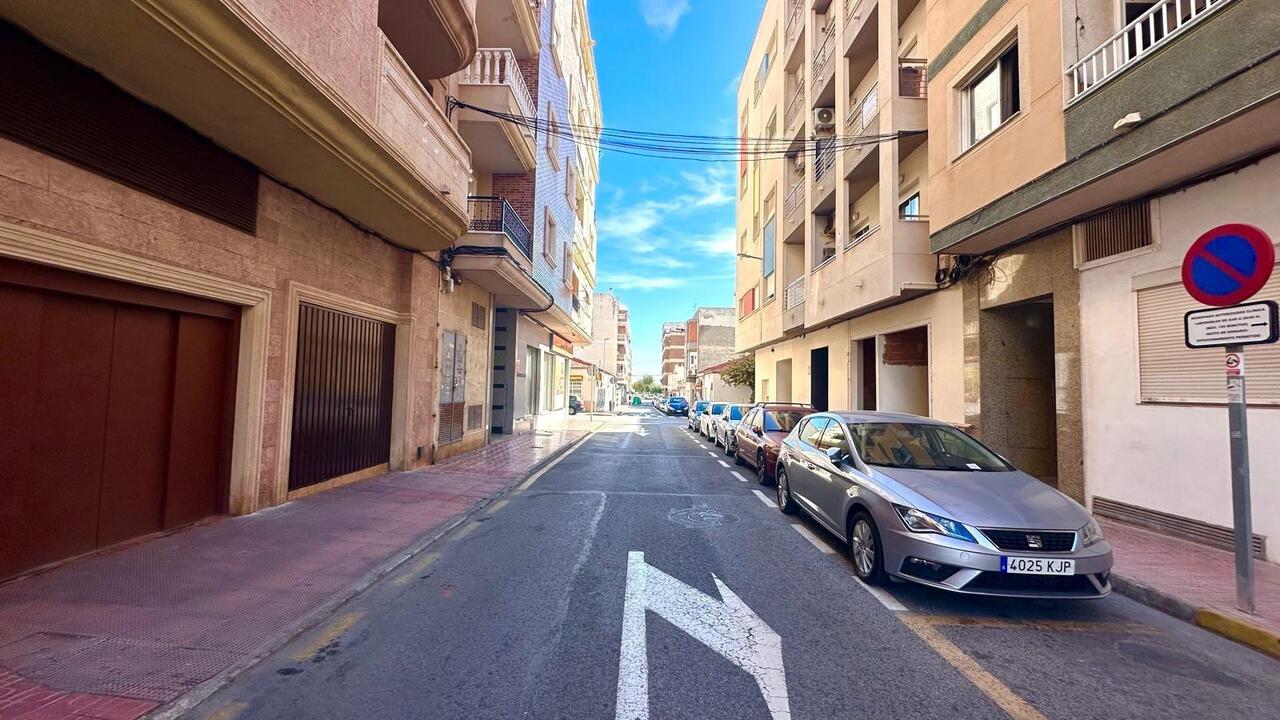 4 Bedroom Apartment for Sale in Torrevieja